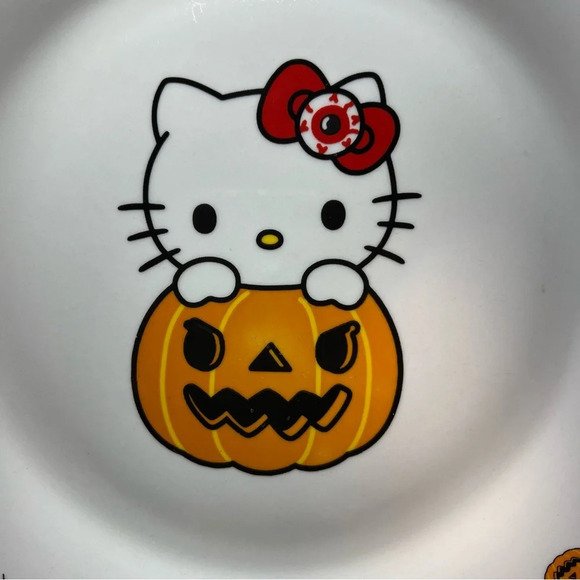 Sanrio Hello Kitty Halloween Pumpkin Spiderweb Bloody Eyeball Bow Dinner Plates - Picture 4 of 12